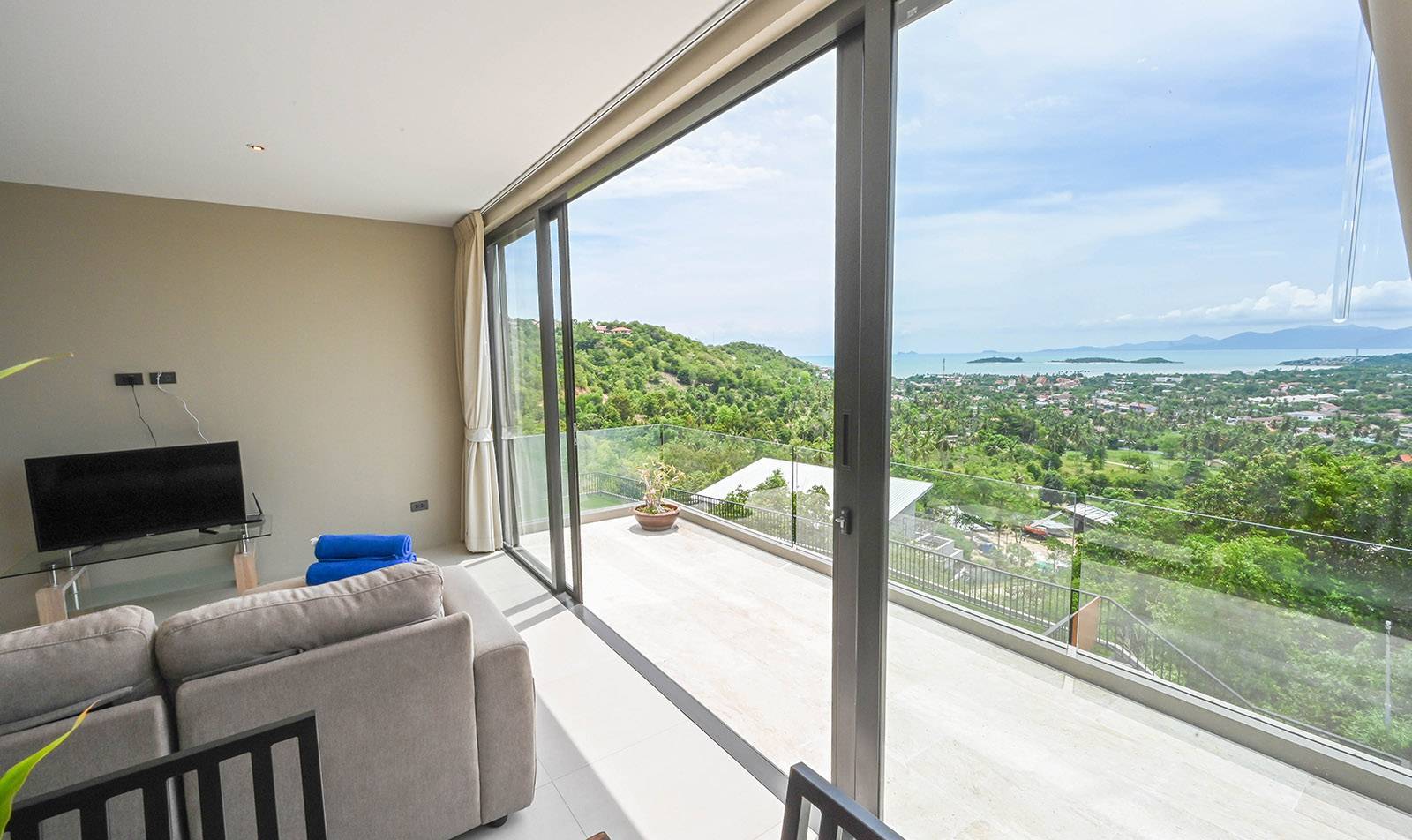 Villa Kelly – Luxury 6 Bedroom Seaview Pool Villa in Plai Laem for sale 