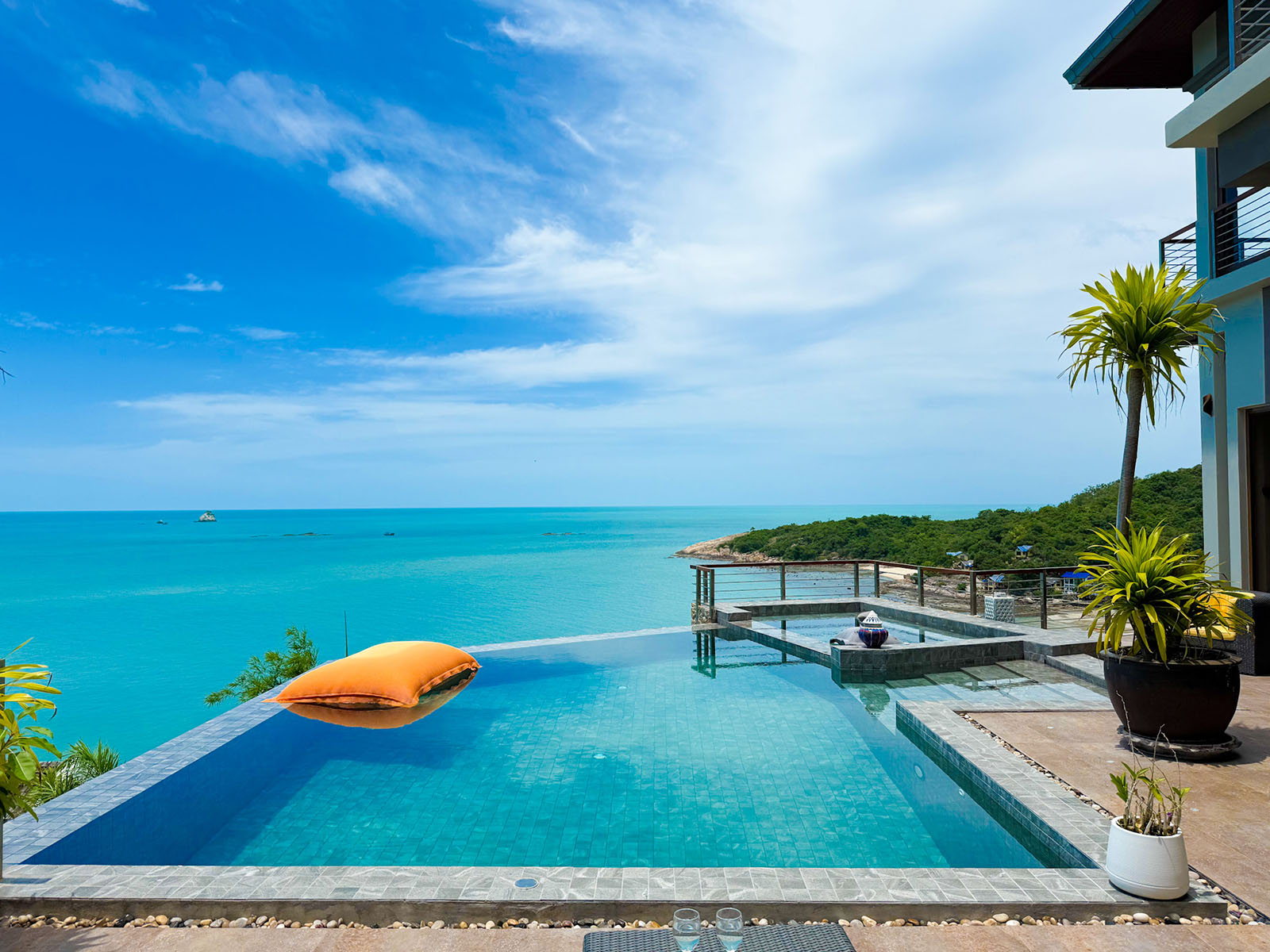 Villa Azure – Exclusive 5 Bedroom Seaview Villa in Tongson Bay for sale: Villa Azure – Exclusive 5 Bedroom Seaview Villa in Tongson Bay for sale