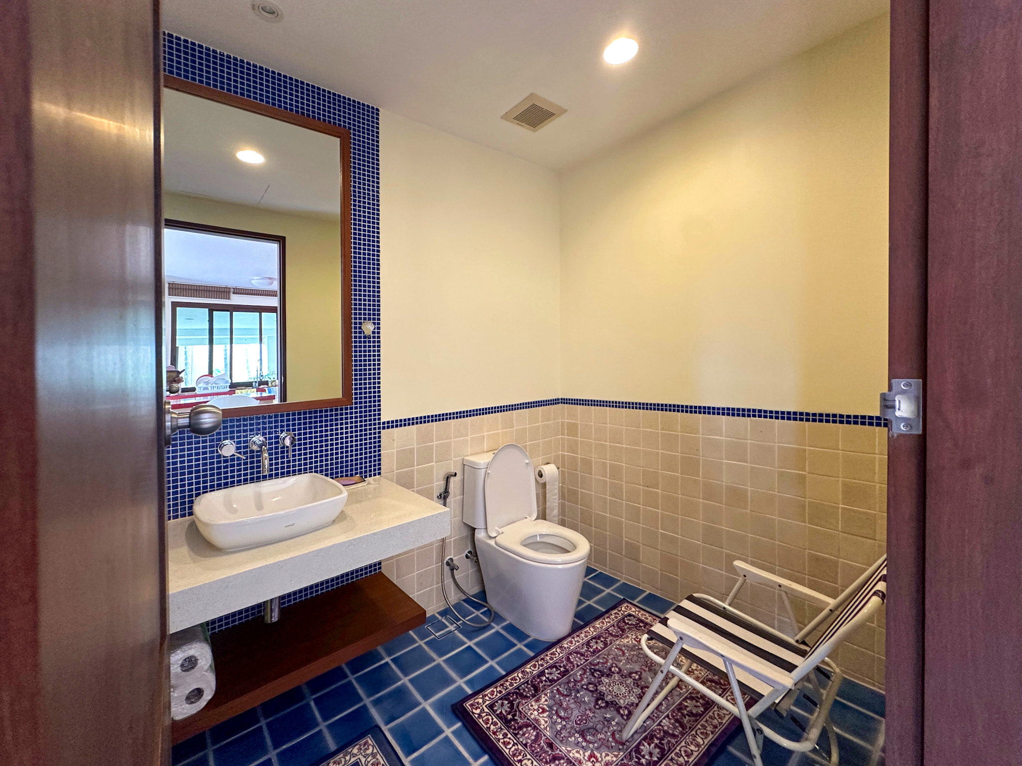 Multi-Building 8+1 Bedroom Seaview Pool Villa with Large Garden in Bang Makham for sale
