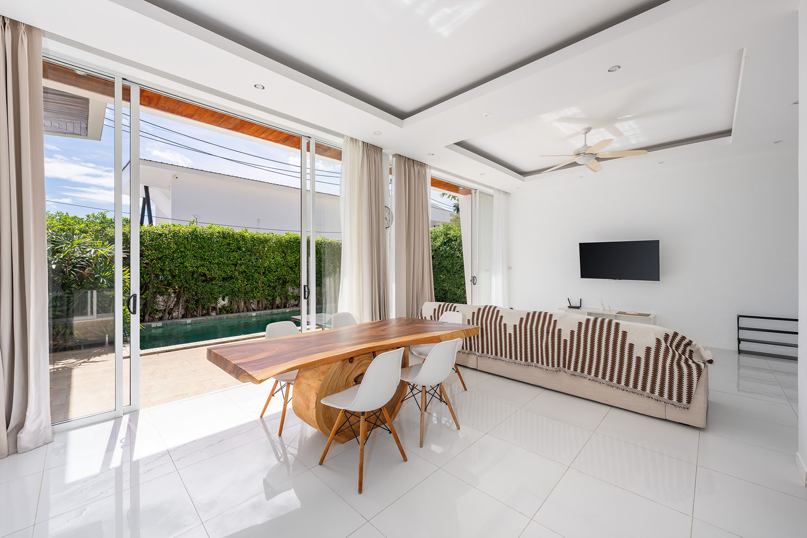 Villa Panoramic – Modern 2 Bedroom Garden Pool Villa in Chaweng for sale: Villa Panoramic – Modern 2 Bedroom Garden Pool Villa in Chaweng for sale