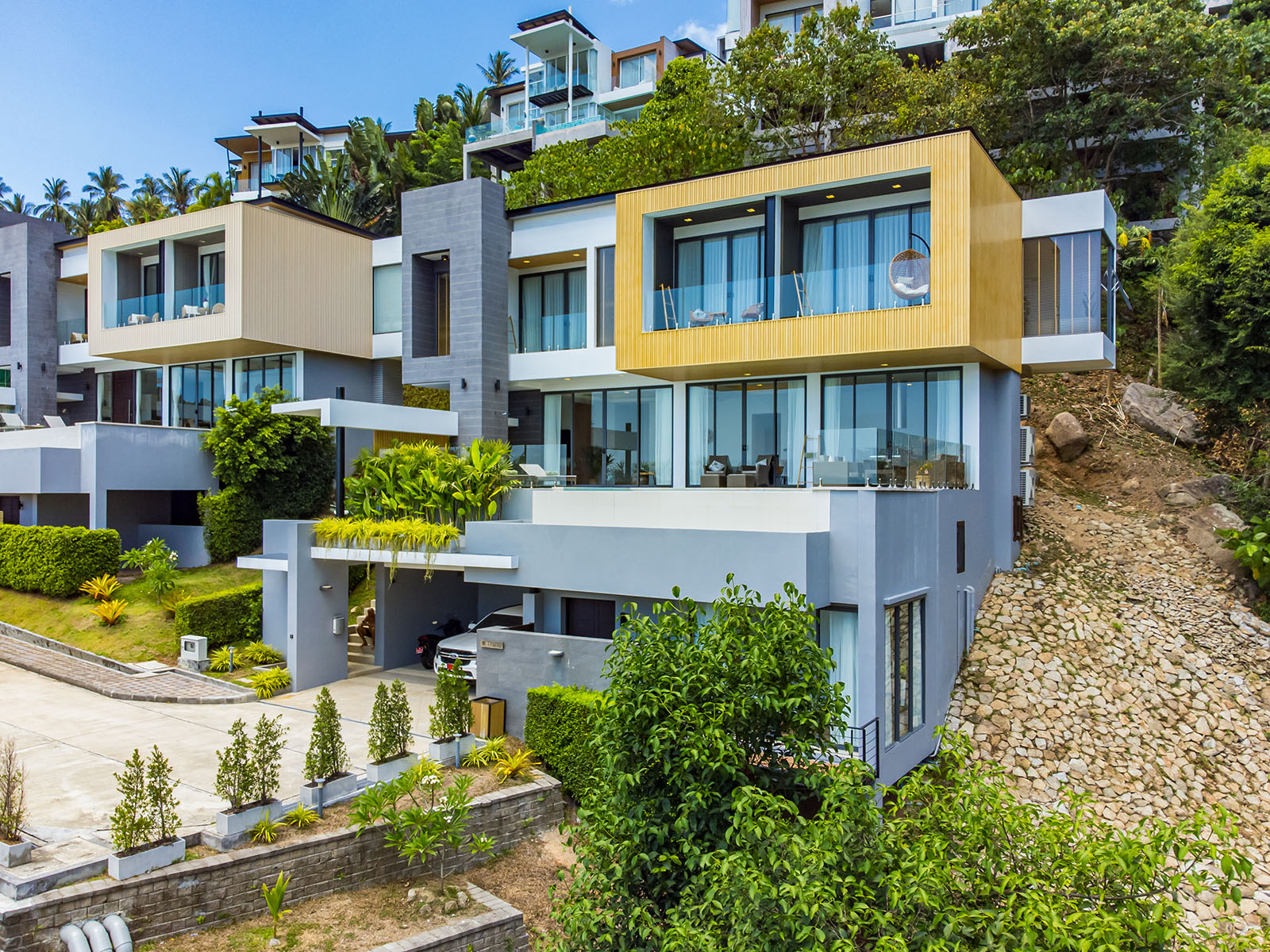 (PRICE REDUCED!) Verano Residence - Contemporary 3+1 Bedroom Seaview Pool Villa in Chaweng Noi for Sale