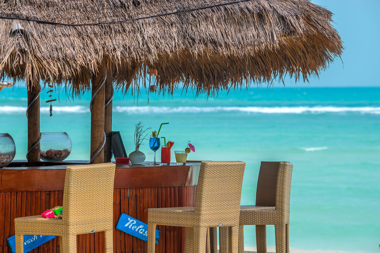 Tropical 4-bedroom Beachside villa with Rooftop Terrace in Hua Thanon for sale