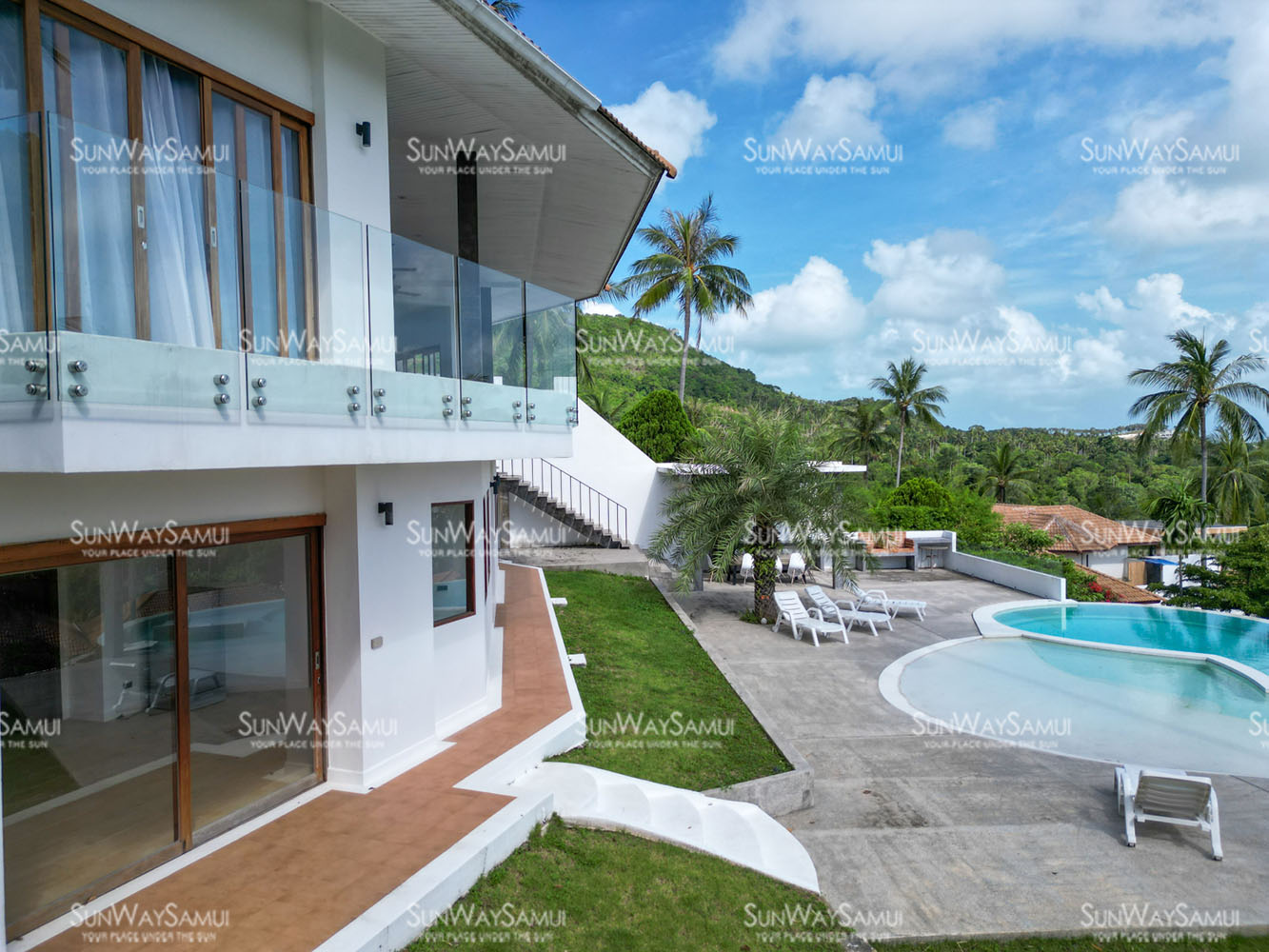 (SOLD) Villa Nirvana - Spacious 5 Bedroom Seaview Villa in Bangrak for sale