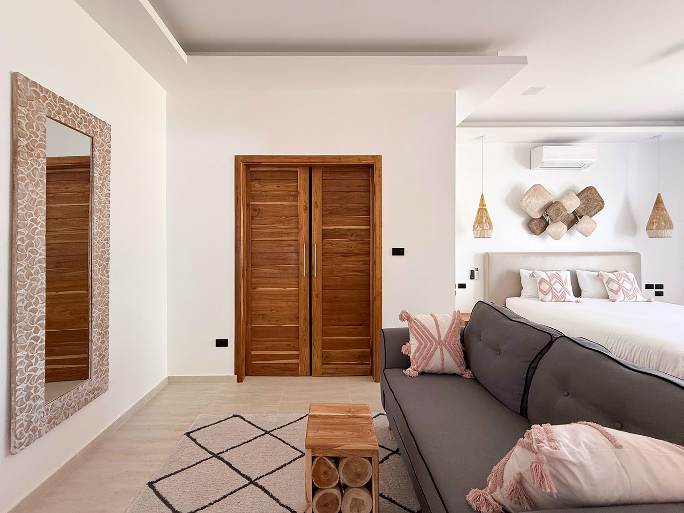 Villa Acacia  - Premium 5 Bedroom Mountain View Pool Villa + 2 Development Plots in Lamai for Sale