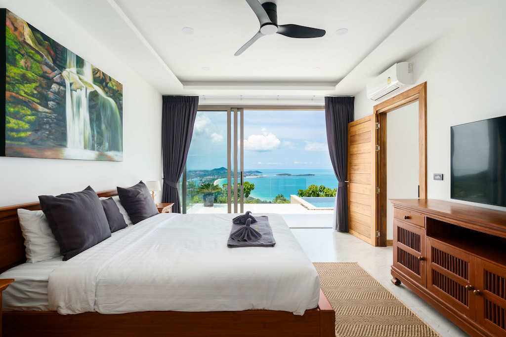 Majestic 4 Bedroom Seaview Pool Villa in Chaweng Noi for Sale