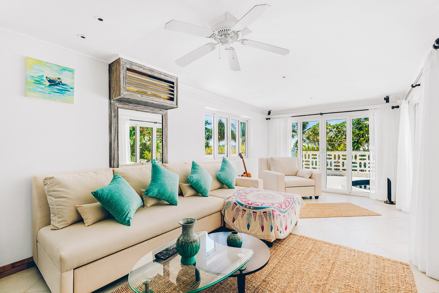 Tongson Beachfront Villa – 3 Bedroom Beachfront Villa in Tongson Bay for Sale