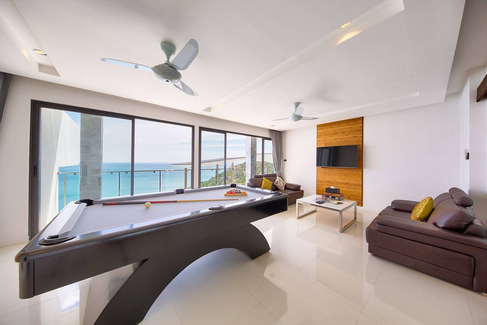 Four Bedroom Award Winning Sea View Villa for Sale or Rent, Chaweng Noi