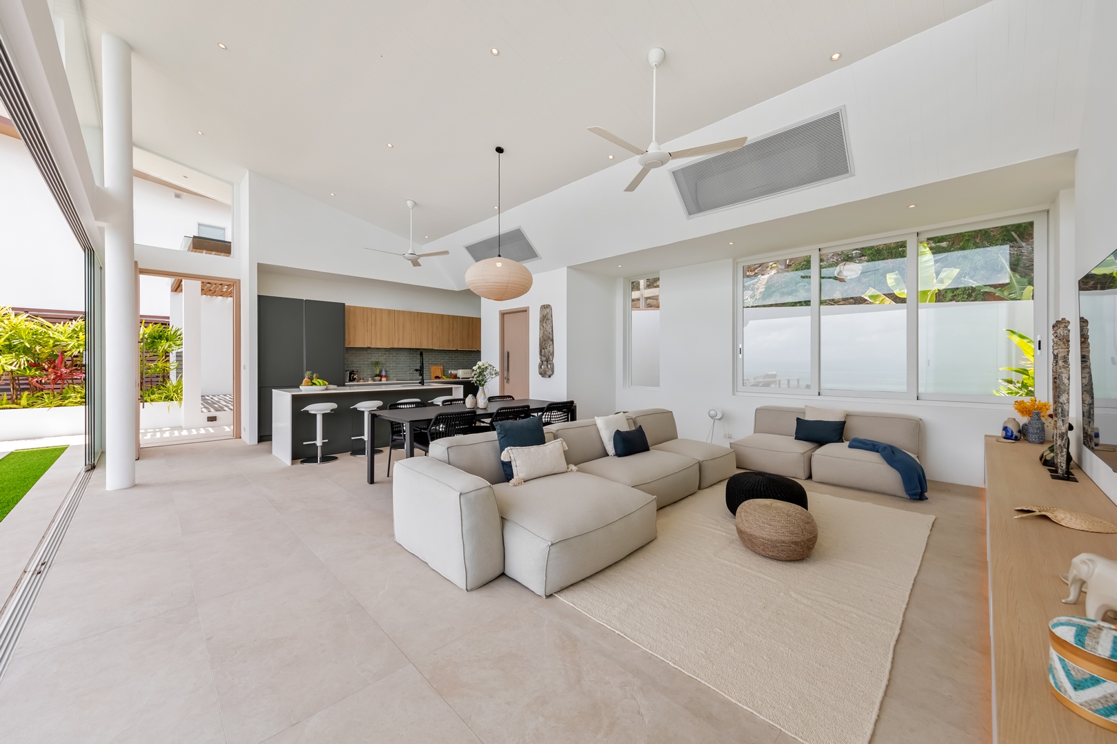 Pacific Palisade Villa Venice – 4 Bedroom Seaview Pool Villa in Bang Por for sale: Pacific Palisades Villa Venice – 4 Bedroom Seaview Pool Villa in Bang Por for sale