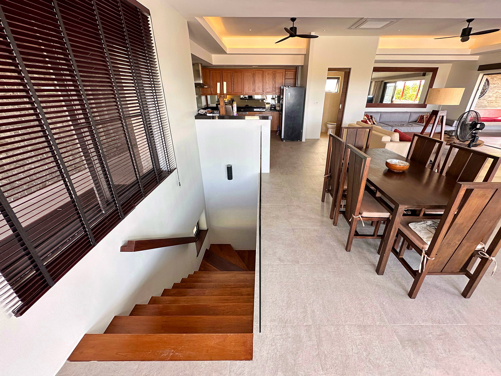 (PRICE REDUCED!) Contemporary 4 Bedroom Seaview Villa in Plai Laem for sale