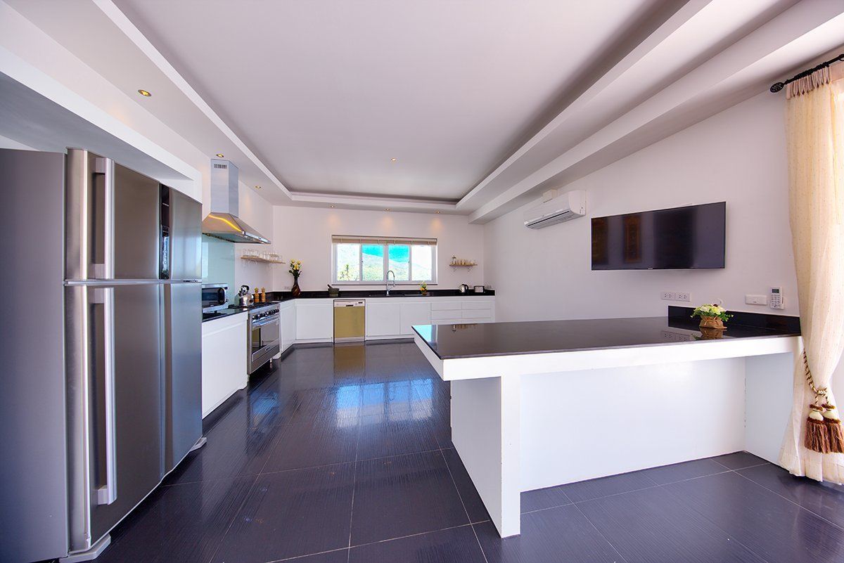 (SOLD) Villa White Lotus - Luxury 7 bedroom Seaview Villa in Maenam for sale