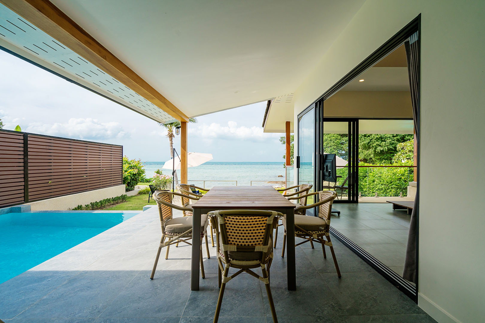 Indu Cocoon – Cosy 2 Bedroom Beachfront Pool Villa in Bang Makham for sale: Indu Cocoon – Cosy 2 Bedroom Beachfront Pool Villa in Bang Makham for sale