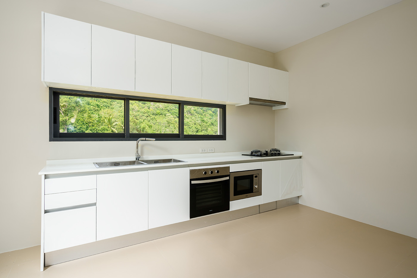 Brand-New 4 Bedroom Seaview Pool Villa in Bang Por for sale