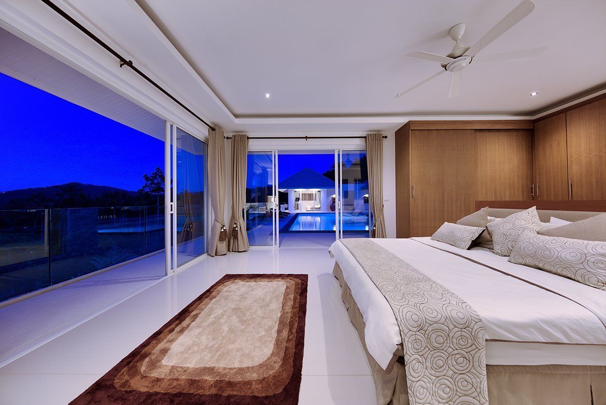 (SOLD) Villa White Lotus - Luxury 7 bedroom Seaview Villa in Maenam for sale