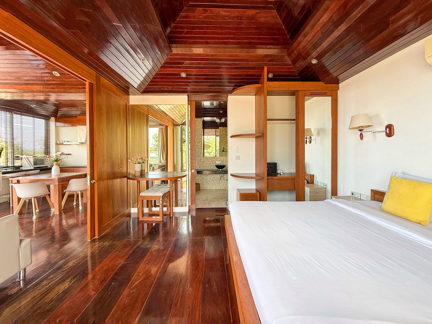 Villa Daniela - Charming 3+1 Bedroom Seaview Villa in Plai Laem for sale