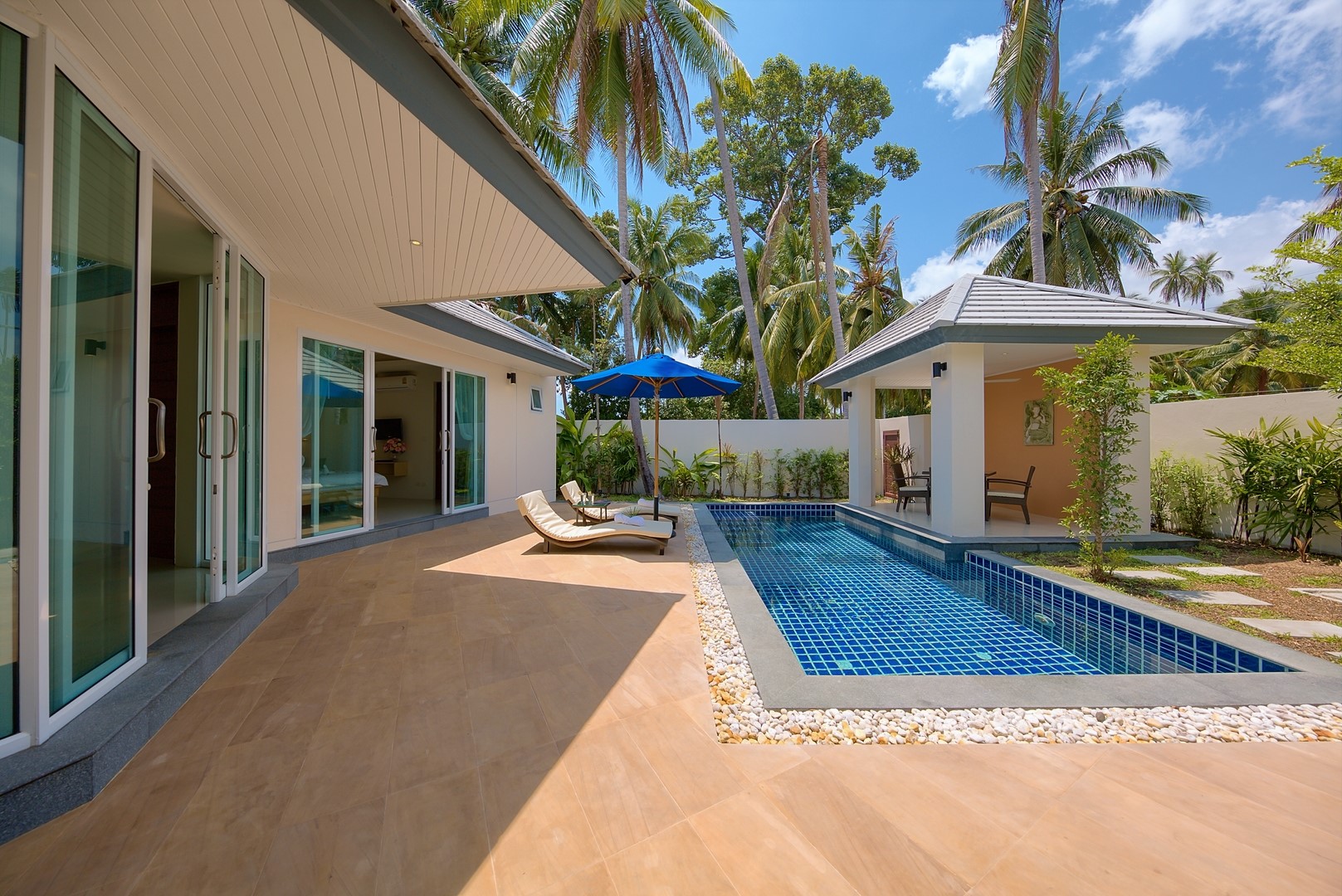 Beachside 2 Bedroom Garden Pool Villa in Lipa Noi for sale