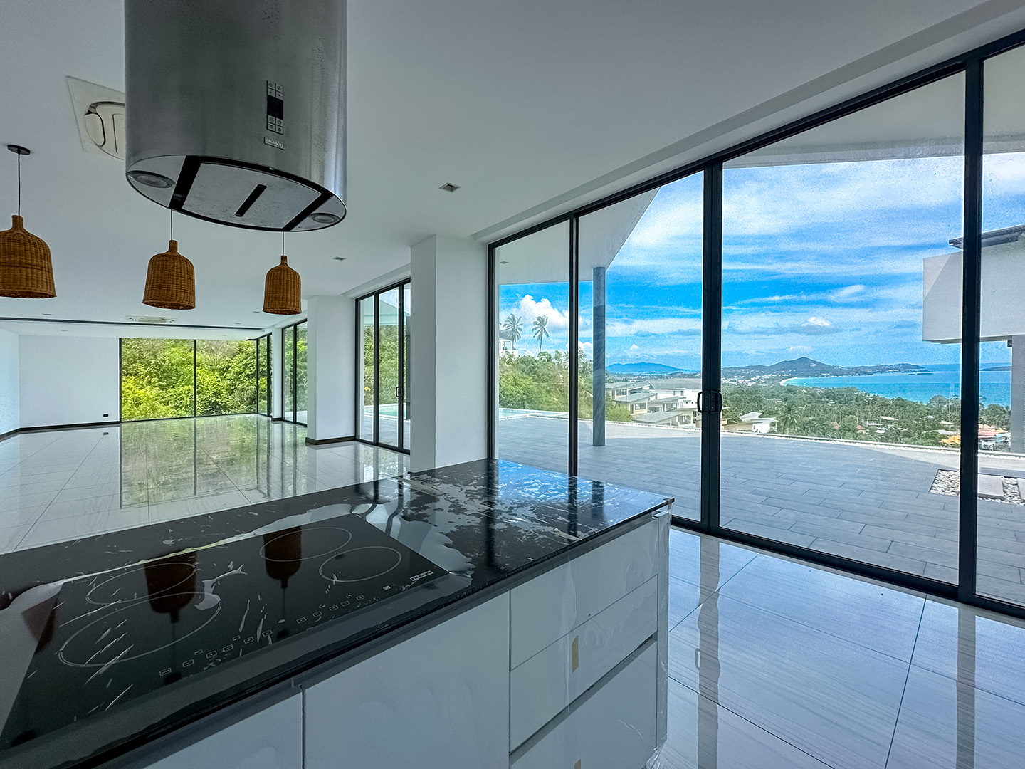 Verano Residence - Quality 4+1 Bedroom Seaview Pool Villa in Chaweng Noi for Sale