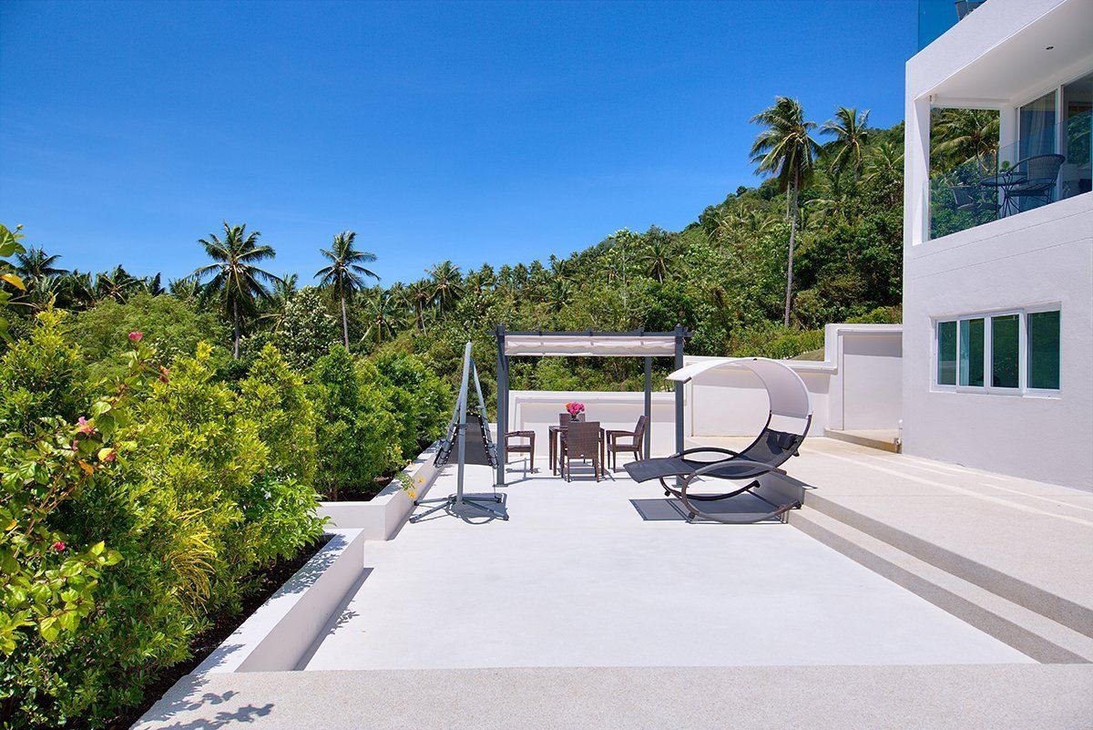 (SOLD) Villa White Lotus - Luxury 7 bedroom Seaview Villa in Maenam for sale