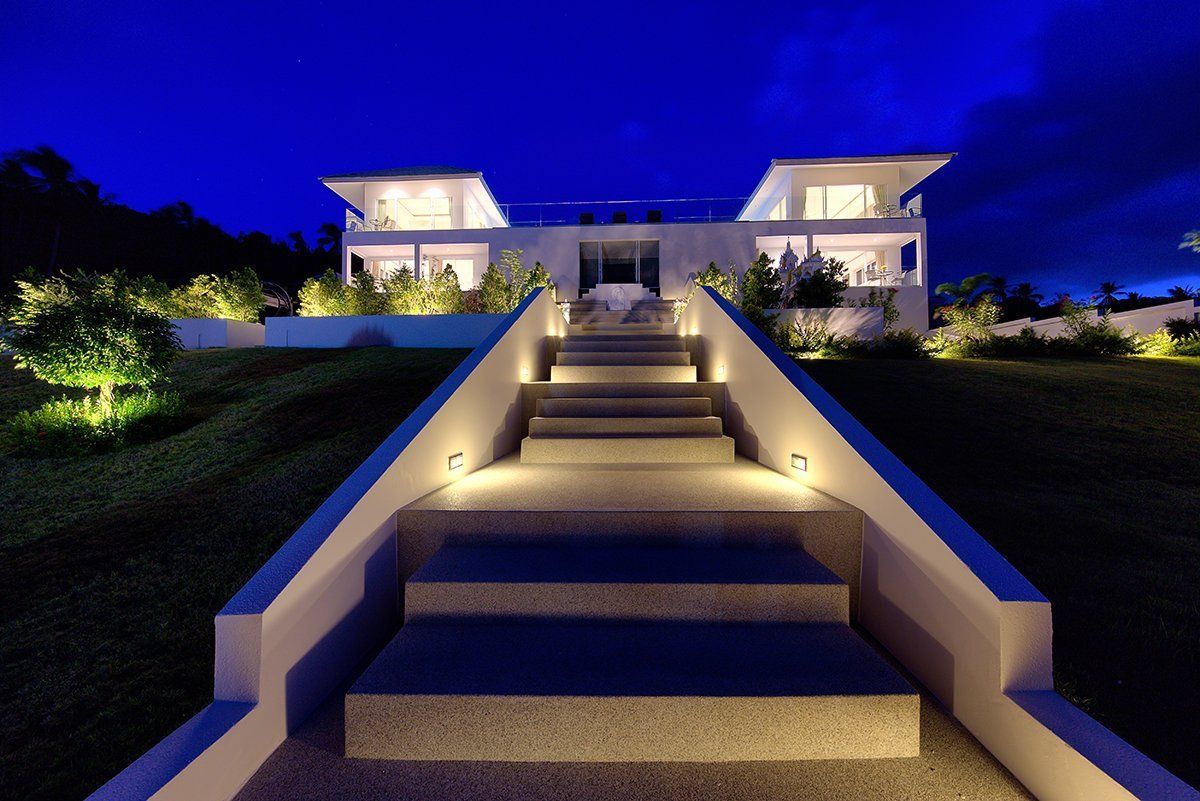 (SOLD) Villa White Lotus - Luxury 7 bedroom Seaview Villa in Maenam for sale