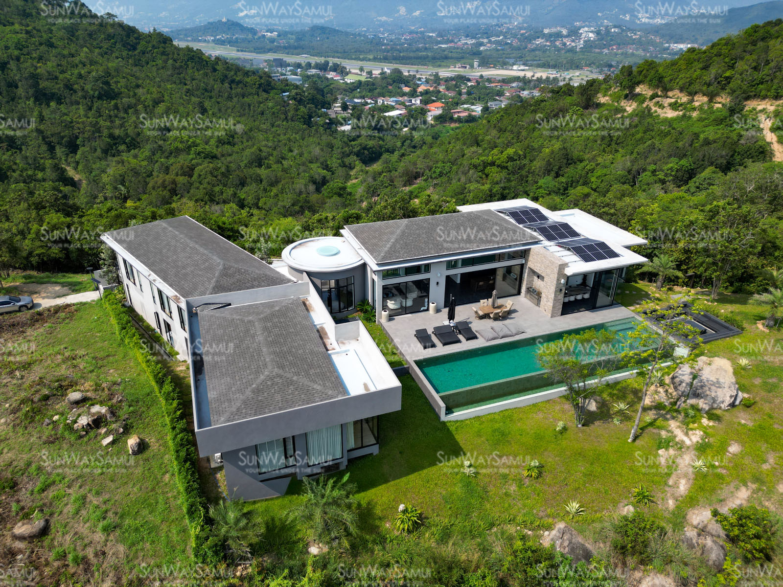 Villa Raphy – Palatial 4 Bedroom Seaview Pool Villa in Plai Laem Mountain Ridge for sale: Villa Raphy – Palatial 4 Bedroom Seaview Pool Villa in Plai Laem Mountain Ridge for sale
