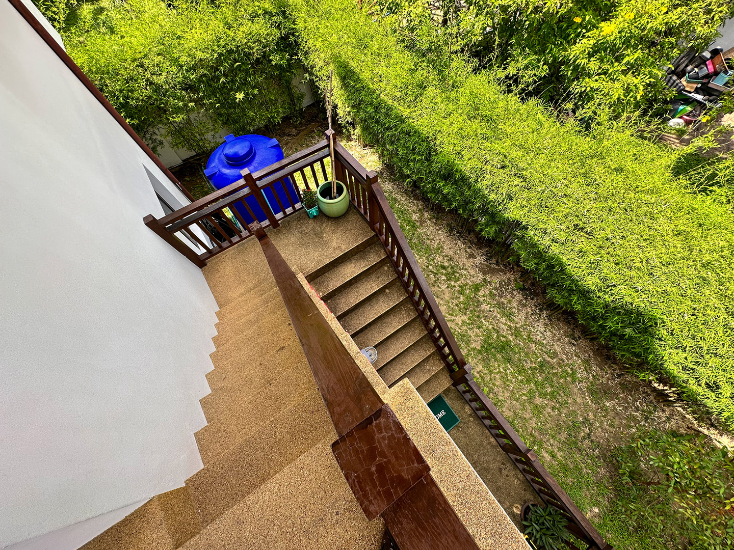 Comfortable 3 Bedroom Garden Pool Villa with 800 sqm land in Maenam for sale