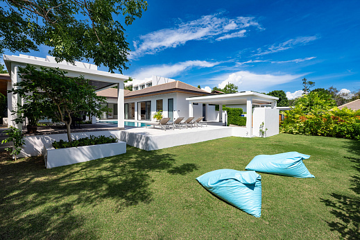 Villas "Hideaway Villa - Spacious 3 Bedroom Garden Pool Villa with Garden in Sunway Villas, Choeng Mon (A4) " 3 bedrooms, garden, private pool, walking distance to the beach, district Choeng Mon, sale for 18 500 000 baht