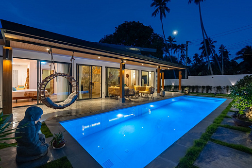 Villas "Villa Bonsai – Beach-access 2 Bedroom Pool Villa in Bangpor for sale" 2 bedrooms, private pool, walking distance to the beach, district Bang Por, sale for 13 900 000 baht