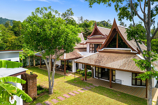 Villas "Beach Access 2+1 Bedroom Thai Styled House in Lamai for sale" 2 bedrooms, garden, walking distance to the beach, district Lamai, sale for 6 800 000 baht
