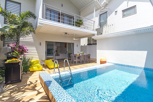 Villas "Villa Limoncello – Beachside 3 Bedroom Pool Villa in Ban Tai for sale" 3 bedrooms, private pool, walking distance to the beach, district Baan Tai, sale for 14 875 000 baht