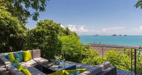 Villas "The Headland Villa - Chic 3 Bedroom Seaview Pool Villa in Taling Ngam for sale" 3 bedrooms, 4 showers, beachfront, garden, private pool, sea view, district Taling Ngam, 