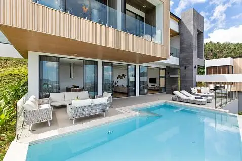 Villas "Verano Residence – 3 Bedroom Seaview Pool Villa in Chaweng Noi for sale" 3 bedrooms, 3 showers, garden, private pool, sea view, district Chaweng Noi, 