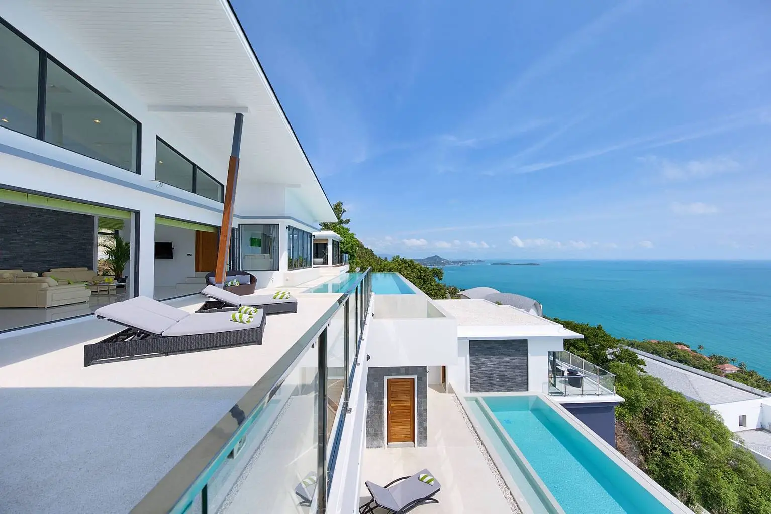 Four Bedroom Award Winning Sea View Villa for Sale or Rent, Chaweng Noi