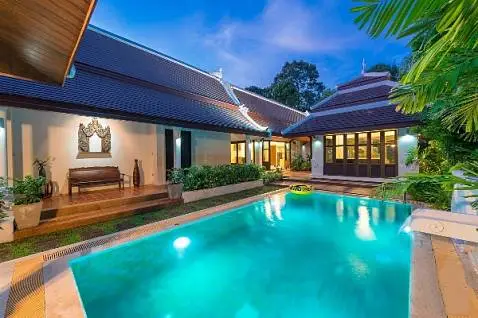 Villas "Balinese 3 Bedroom Beachside Pool Villa in Bang Kao for sale" 3 bedrooms, 4 showers, garden, private pool, walking distance to the beach, district Bang Kao, 