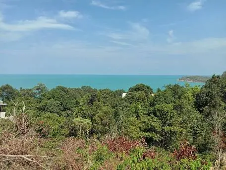Land "1200 sq.m. of panoramic sea view land in an estate in Cheong Mon" sea view, district Choeng Mon, 