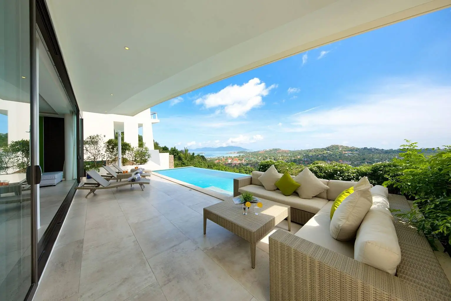 The Ridge Villa 9 - 4 Bedrooms Villa 9 with Panoramic Sea View in Plai Laem for sale
