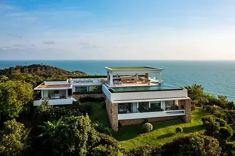 Villas "The Finest 5 Bedroom Seaview Pool Villa in Samujana for sale" 5 bedrooms, 6 showers, garden, gym, private pool, sea view, view 360, walking distance to the beach, district Choeng Mon, 