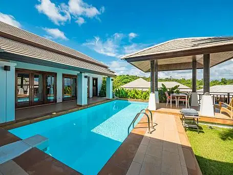 Villas "Villa Horizon 20 - Tropical 2 Bedroom Partial Seaview Pool Villa in Choengmon for sale" 2 bedrooms, 2 showers, garden, private pool, sea view, walking distance to the beach, district Choeng Mon, 